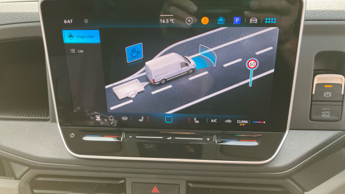 Volkswagen Crafter Cr35 Mwb Diesel 4Motion 2.0 TDI 177PS Commerce Plus High Roof Van Auto - Image 37